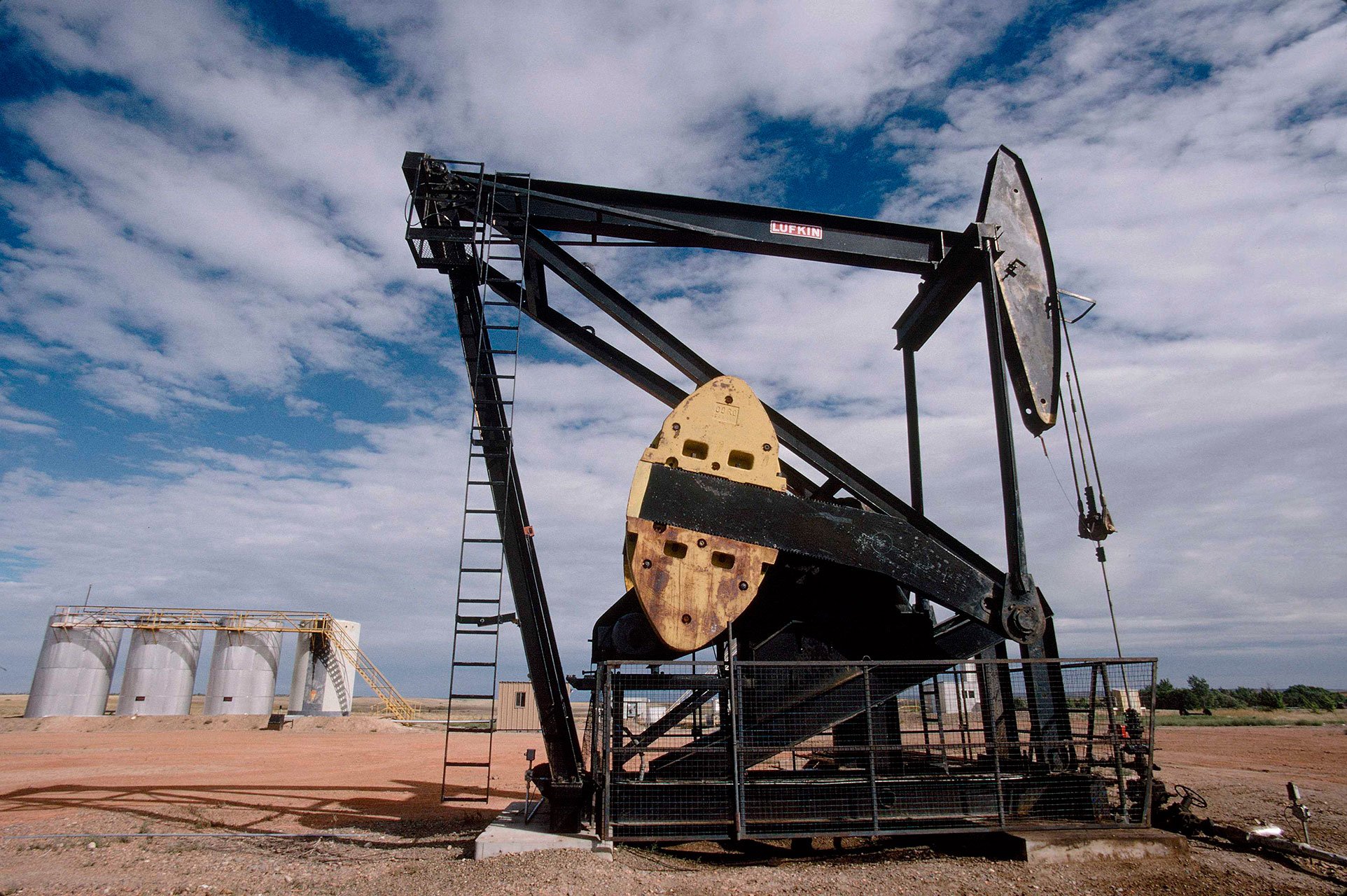 An oil well in North Dakota in 1997.